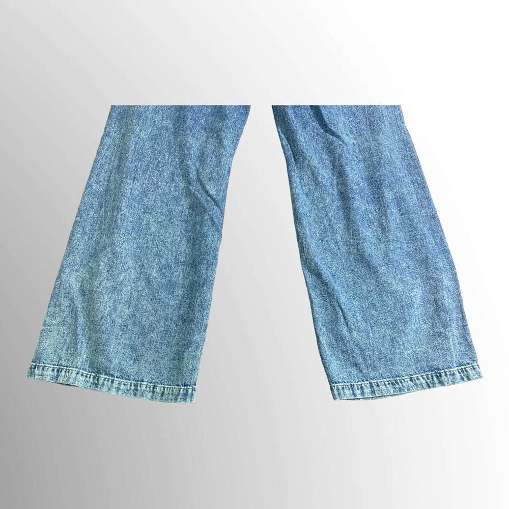 Classic Blue Women's Jeans - Picture 11 of 15